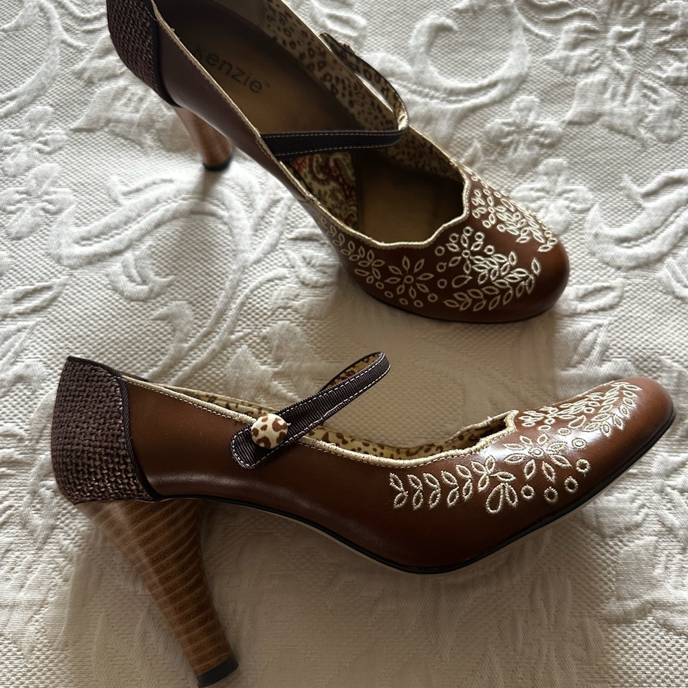 Brown Embroidered Women's Heels